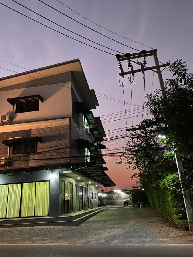 Dd Modern House Aparthotel Surat Thani Exterior photo